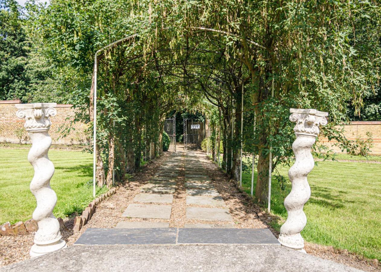 Rowhill Grange Hotel & Utopia Spa Dartford Ngoại thất bức ảnh